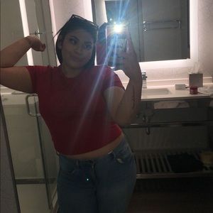 Meet your Posher, Yesli